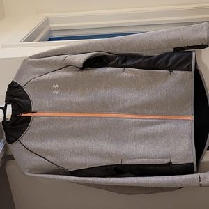 Under Armour front zip hoodie❤